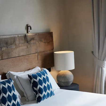 Relais Castello Di Szálloda 3*