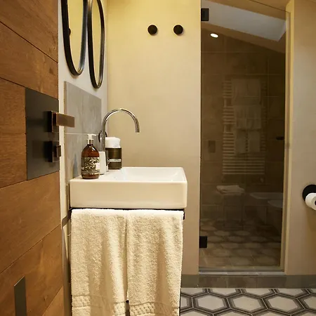 Relais Castello Di 3*