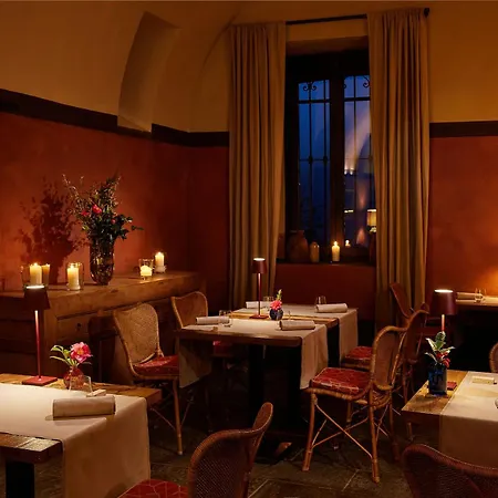 Relais Castello Di 3*