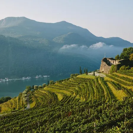 Relais Castello Di 3*